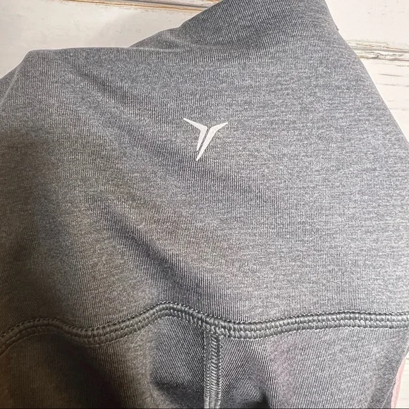 Old Navy Active Leggings Gray Pink Colorblock 7/8 High Waisted XS - Picture 5 of 5